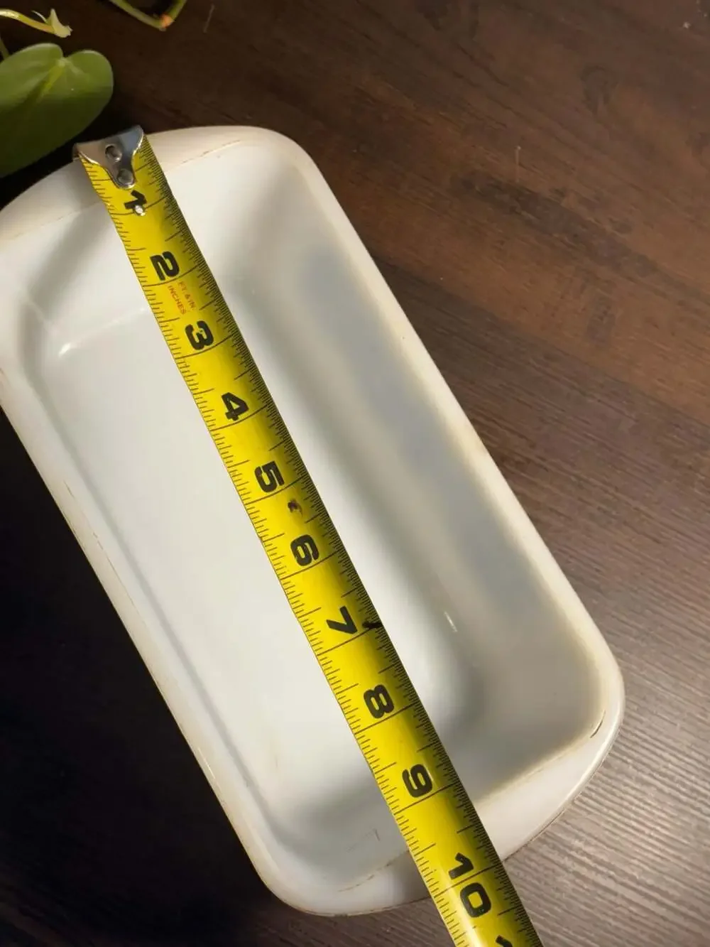 Vintage Glasbake Currier & Ives J-522 Milk Glass Loaf Pan